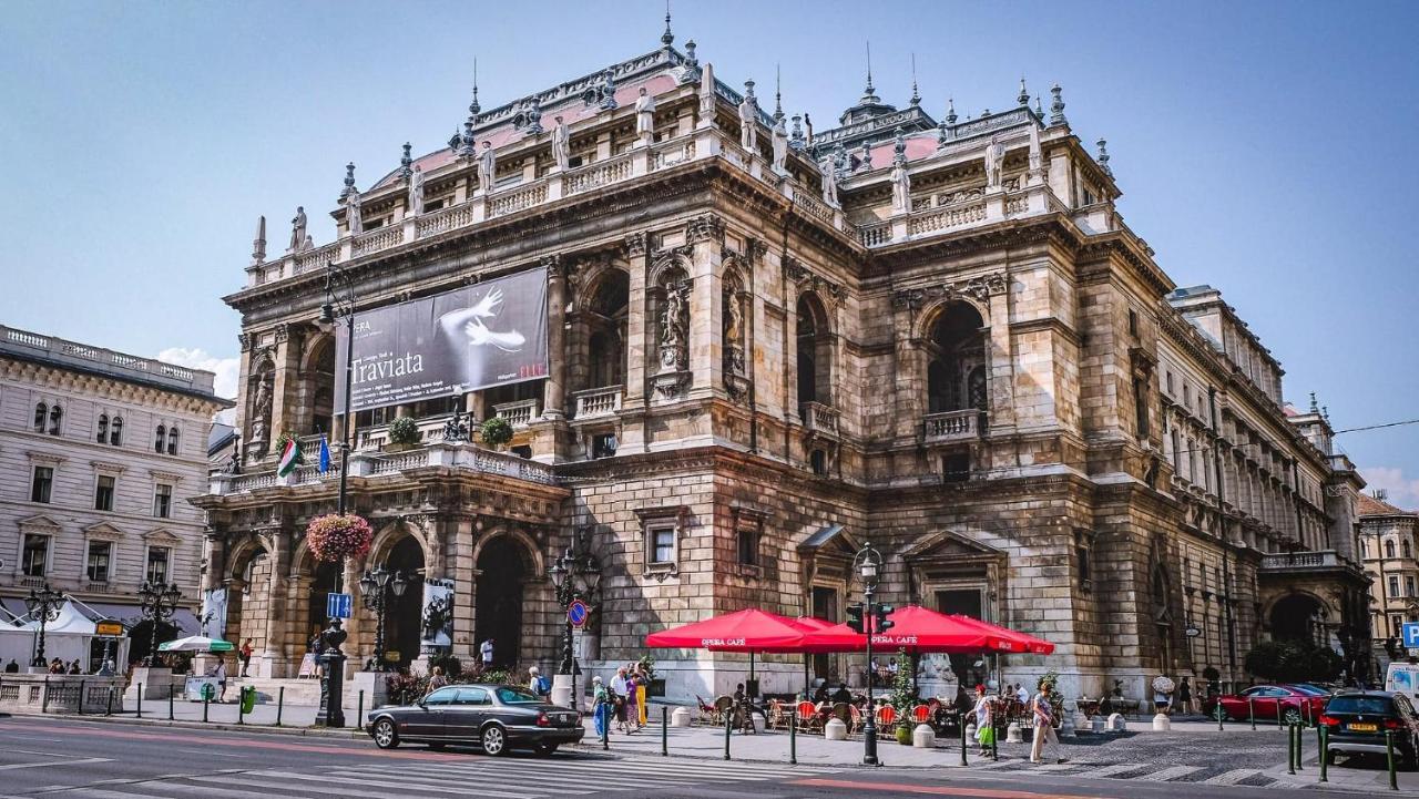 Luxe, Historic Home Downtown Landmarks 19 Century Budapest Luaran gambar
